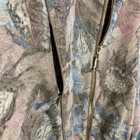 Amber Sakai Tapestry Bomber Jacket Floral Pastels Rare - Picture 11 of 11